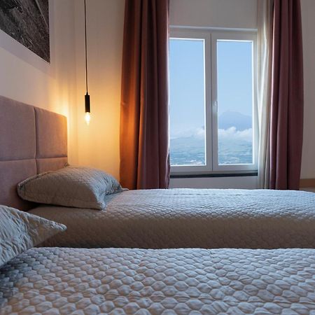 Horta Bay Lejlighedshotel Eksteriør billede
